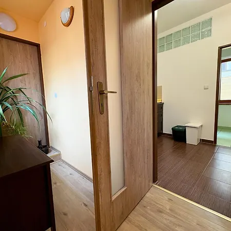 U Kostela