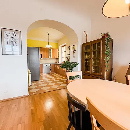 Apartmán U Kostela *