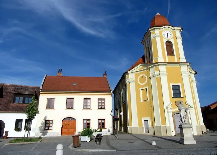 U Kostela * Veselí nad Moravou